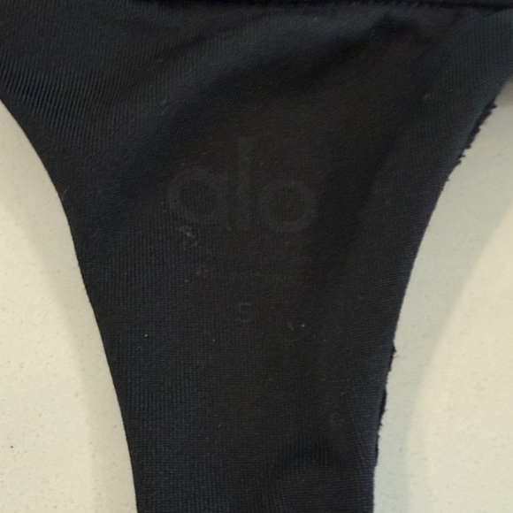 Alo Yoga Black Ribbed Racerback Tank Top - Picture 3 of 5